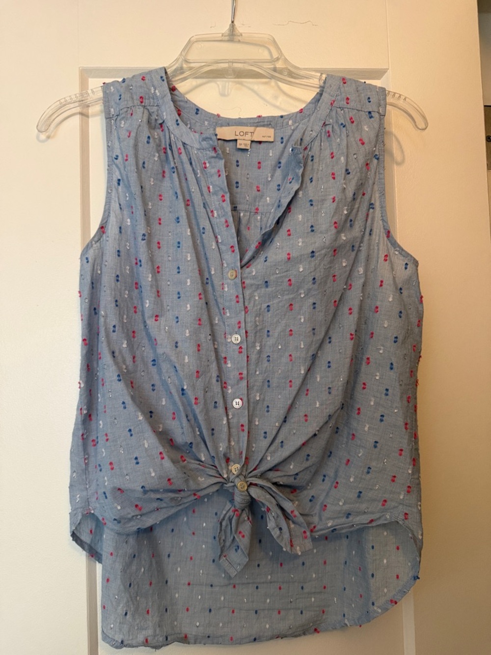 LOFT Light Blue Sleeveless Button-Front Tie-Hem Camisole with Pink & Blue Dots